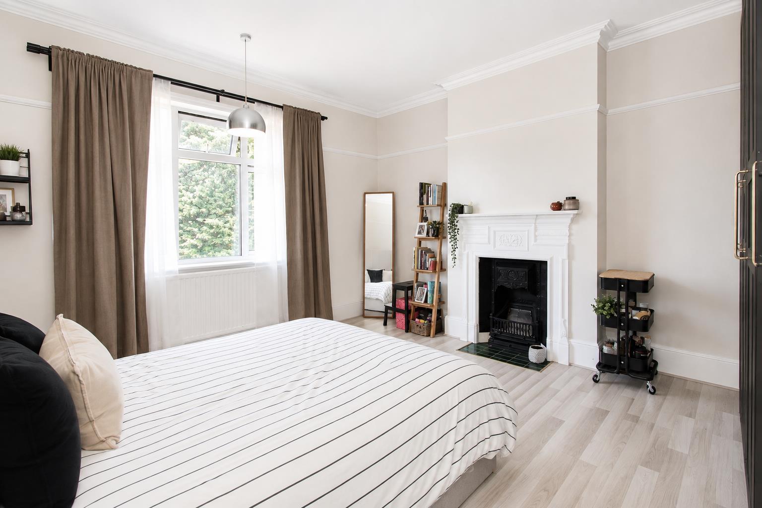Sandy Lane South, Wallington